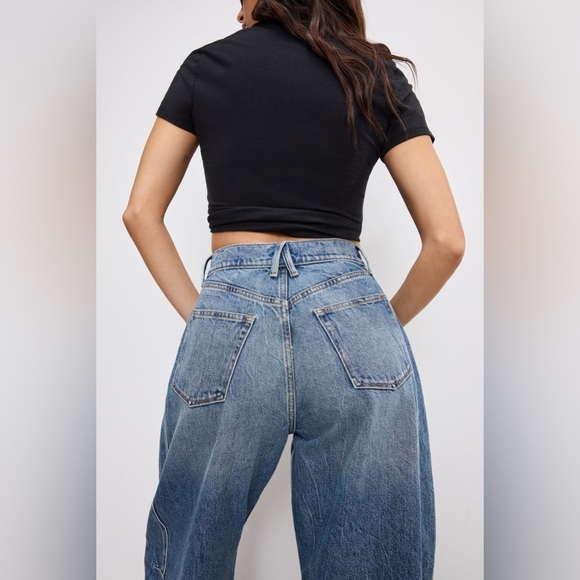 Good American Good Extreme Barrel Jeans in size 31 or 12 - Picture 2 of 9